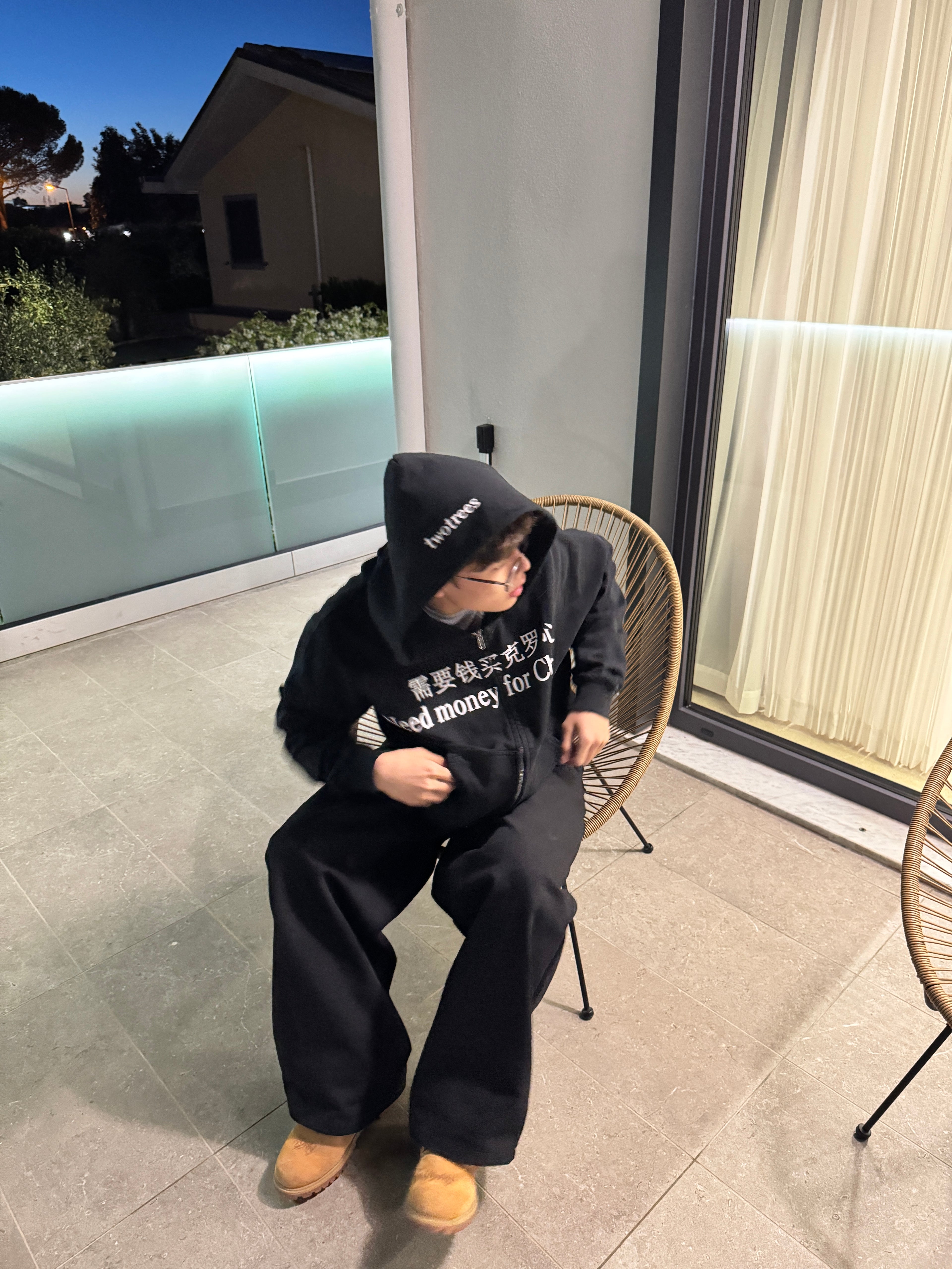need money for chrome zip up