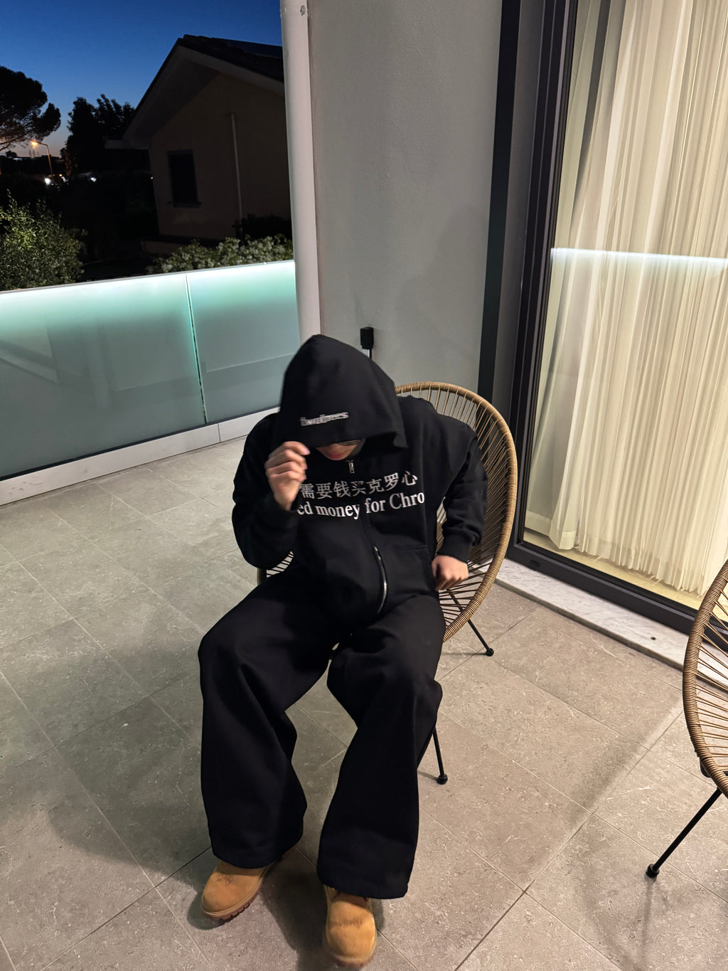 need money for chrome zip up
